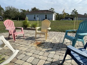 Property grounds - Private studio; big outdoor space  (Orlando)