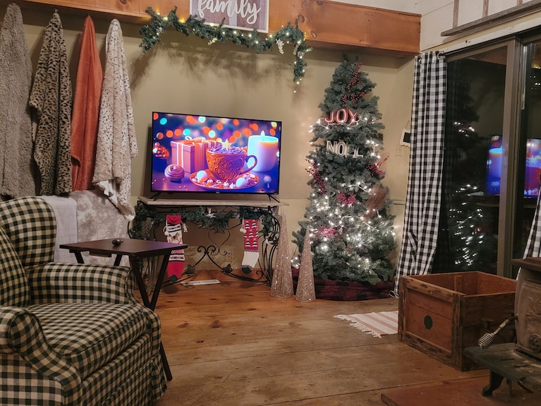 Cozy Rustic Cabin In The Hamlet Of Shushan Ny. With Incredible Views - 허드슨 밸리