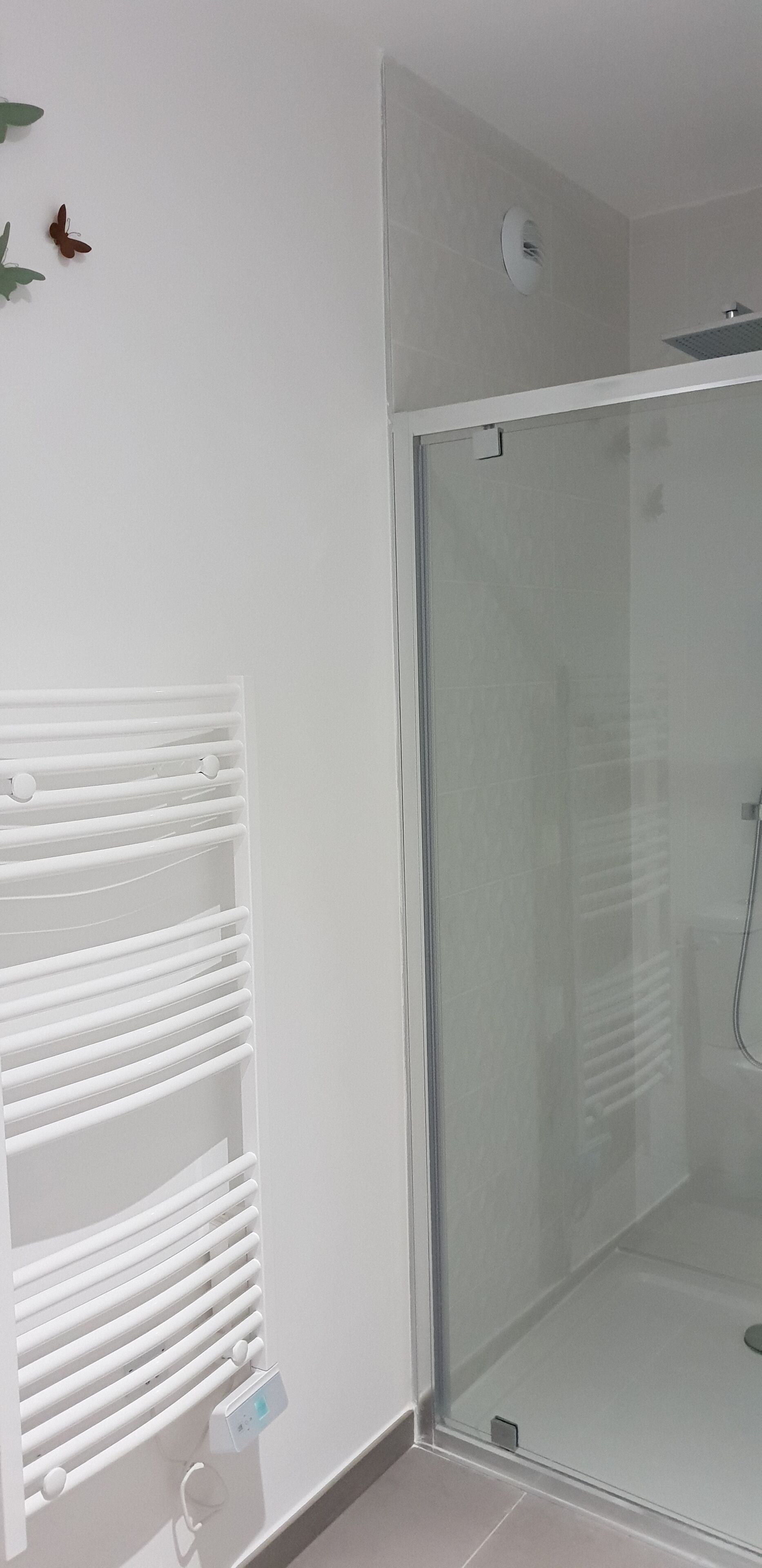 JOLIETTE, NEW STUDIO 45 m2, AIR CONDITIONING, WIFI, PARKING 