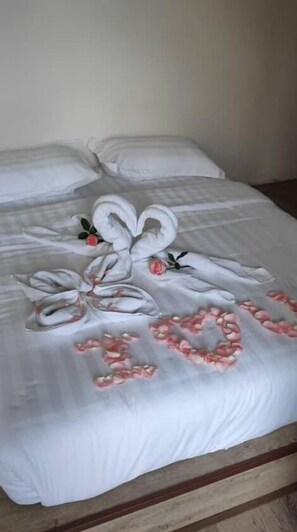 Desk, blackout curtains, iron/ironing board, free WiFi - Mass Hotel Mentakab (Mentakab)