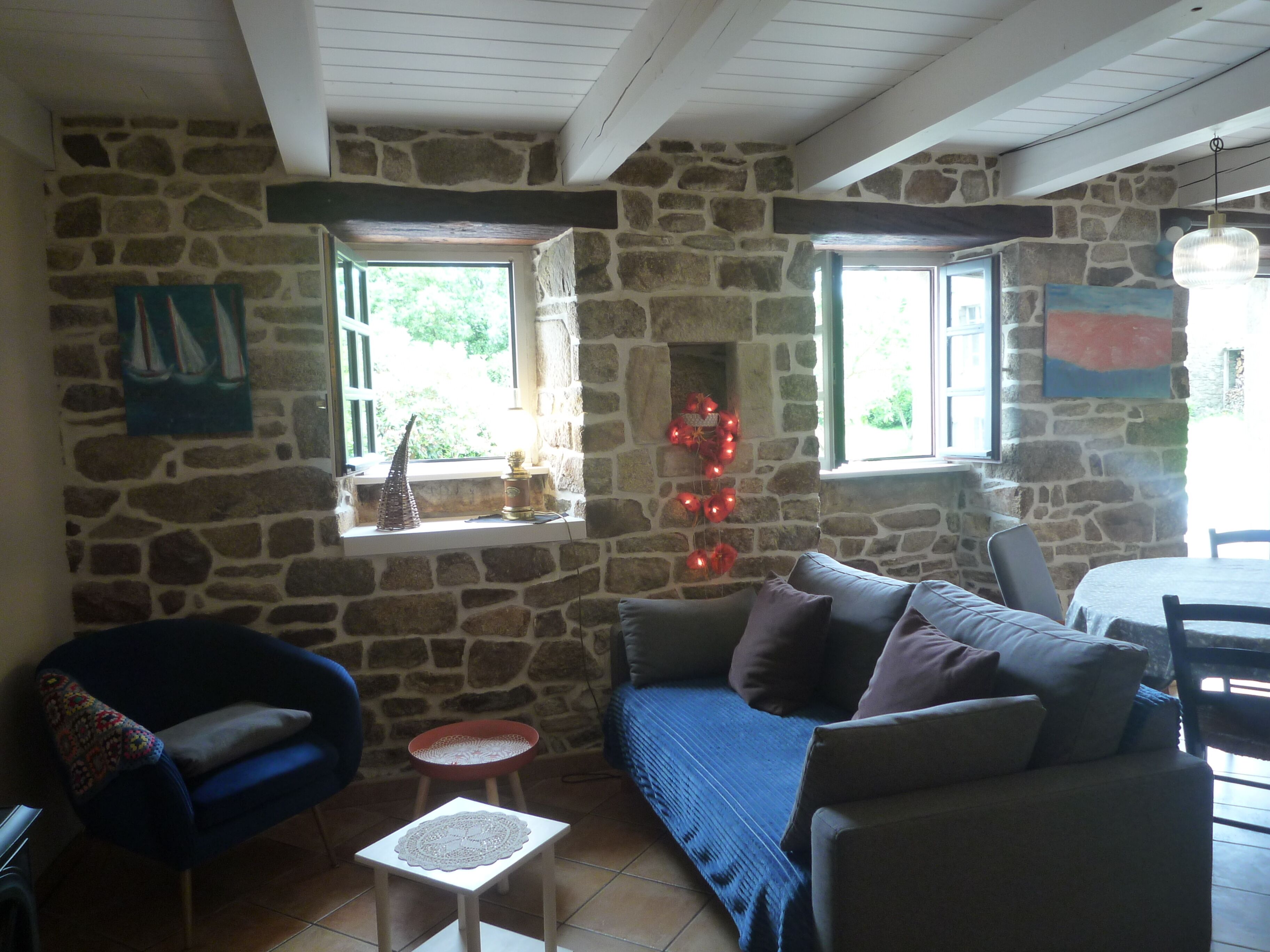 TV, fireplace, books