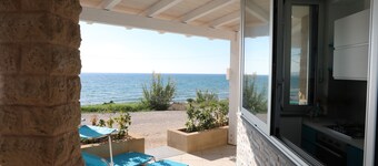 den of sailors 2 facing the sea