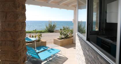 den of sailors 2 facing the sea