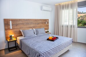 3 Schlafzimmer, Zimmersafe, Schreibtisch, Bügeleisen/Bügelbrett