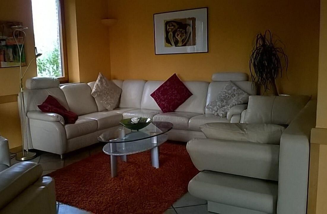 Villa in Tuscany with private bathing lake