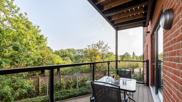 Apartemen Deluks | Teras/patio