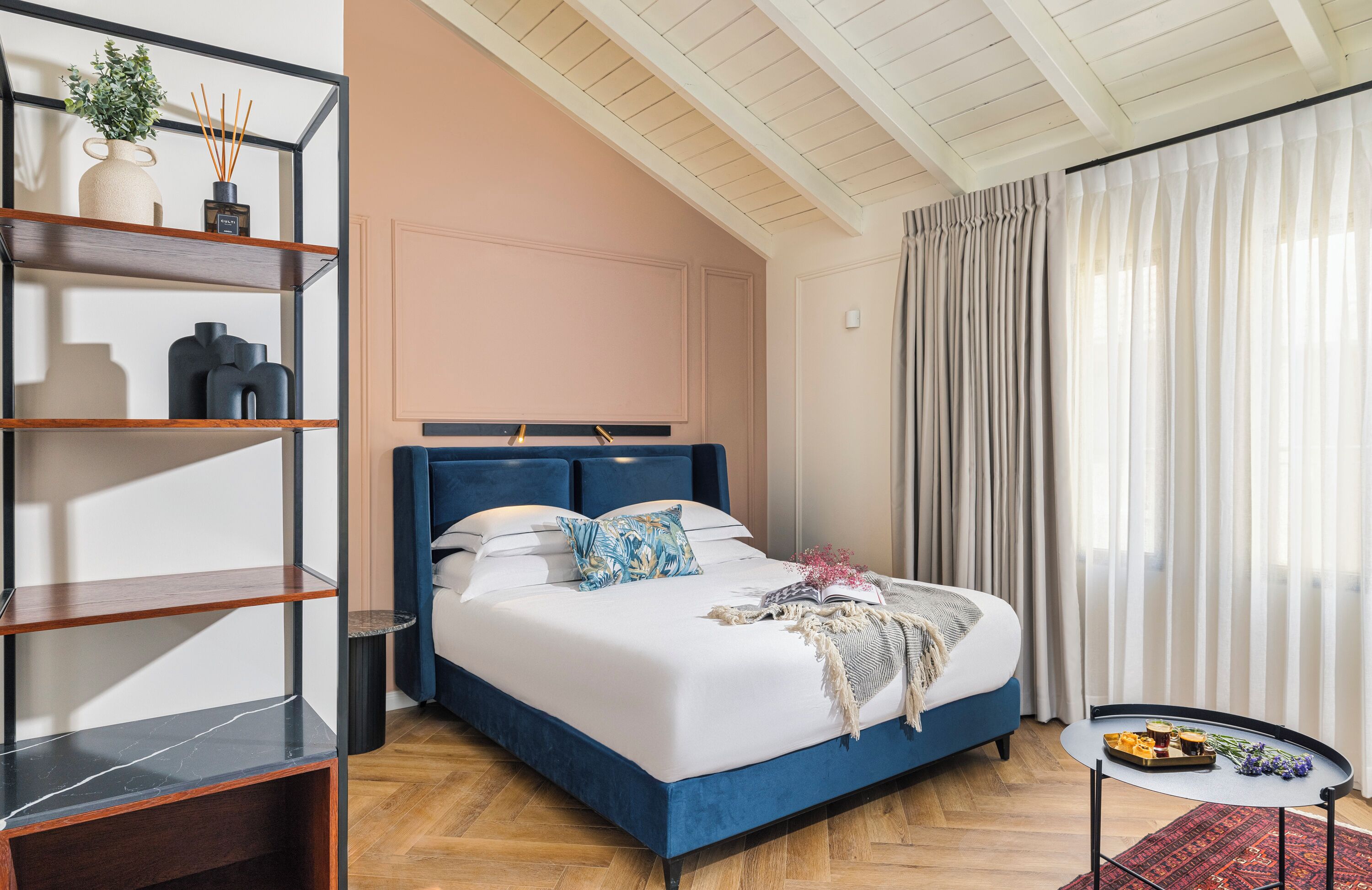 deluxe studio suite | 1 bedroom, premium bedding, minibar, individually decorated