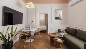 Family Room, 1 Bedroom | Living area | Smart TV, Netflix -  Villa Albi - Machne Yehuda Hotel (Jerusalem)