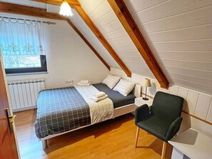 1 bedroom, Internet, bed sheets - Rooms Radmila, (8424), Plitvicka jezera, hr (Plitvice)