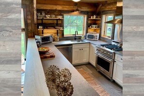 Fridge, microwave, oven, stovetop - Remodeled Barn in Champlain Valley, Essex, NY (Essex)