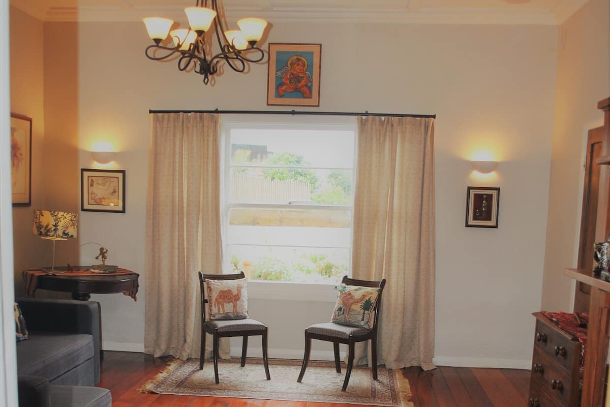 Suite, 3 soverom (Guest Suite B) | Oppholdsrom