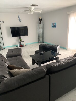 Smart TV, video library