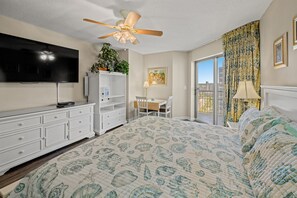 デスク、アイロン / アイロン台、WiFi (無料)、ベッドシーツ