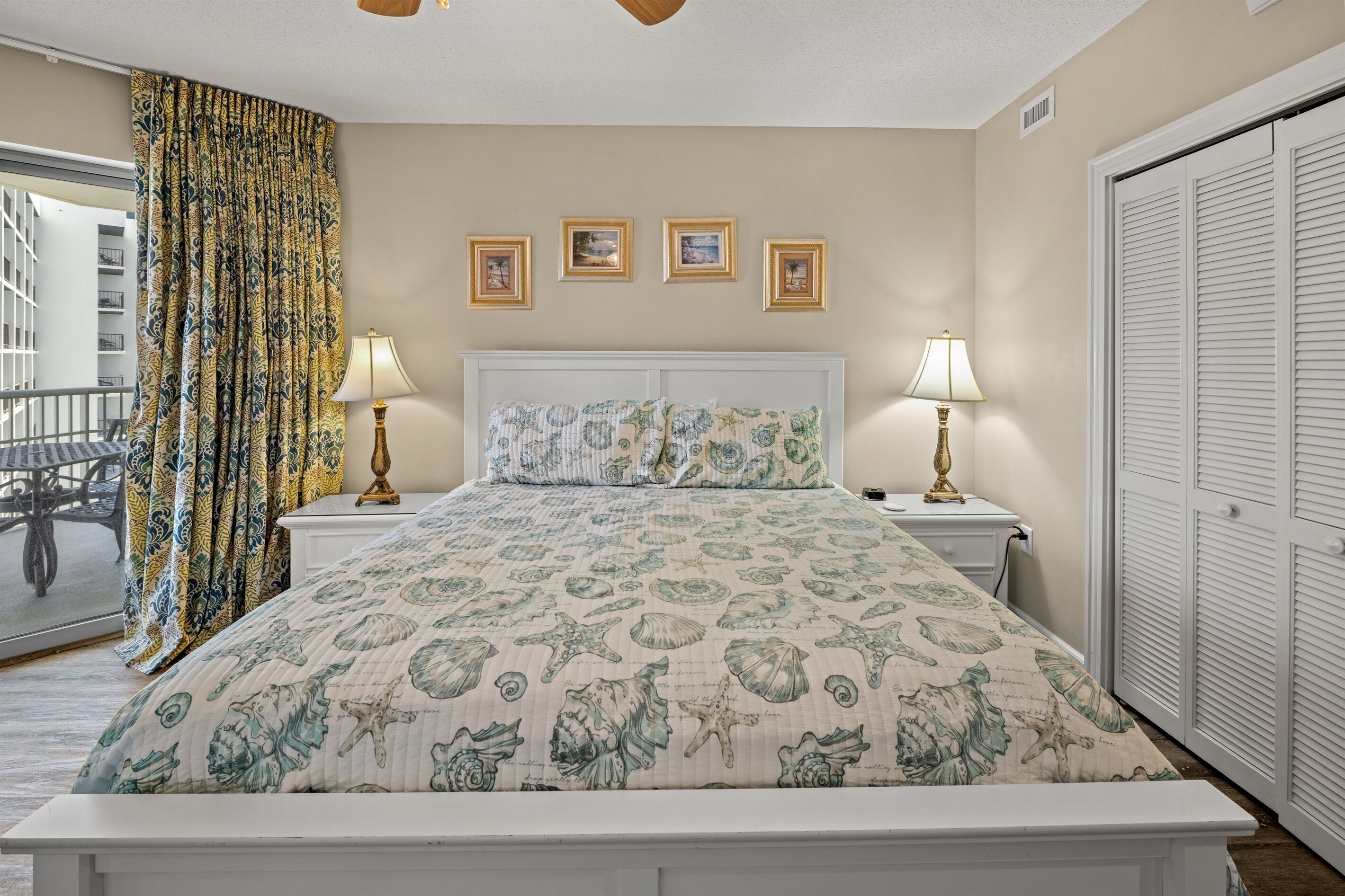 Royale Palms 1005H Oceanview Studio w/Pool & Beach