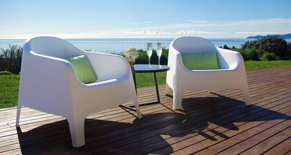 30-Acre Jewel in Golden Bay: Estate with Stunning Views & Glow-worms