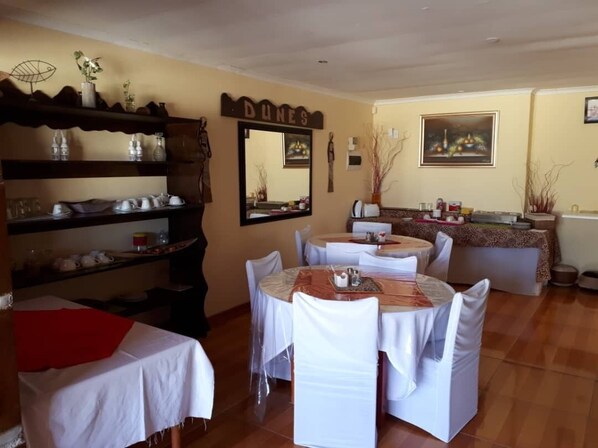 Dining - Dunes Guesthouse (Walvis Bay)