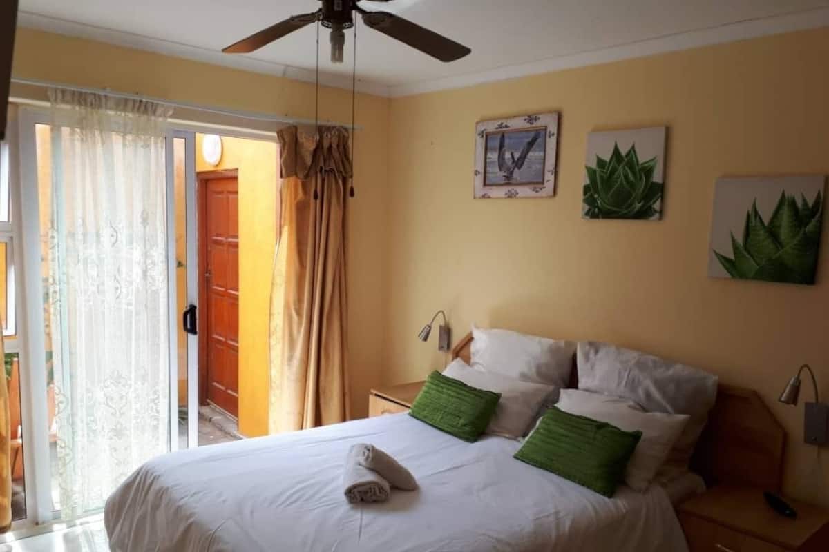 WiFi (free), individually decorated, individually furnished, bed sheets