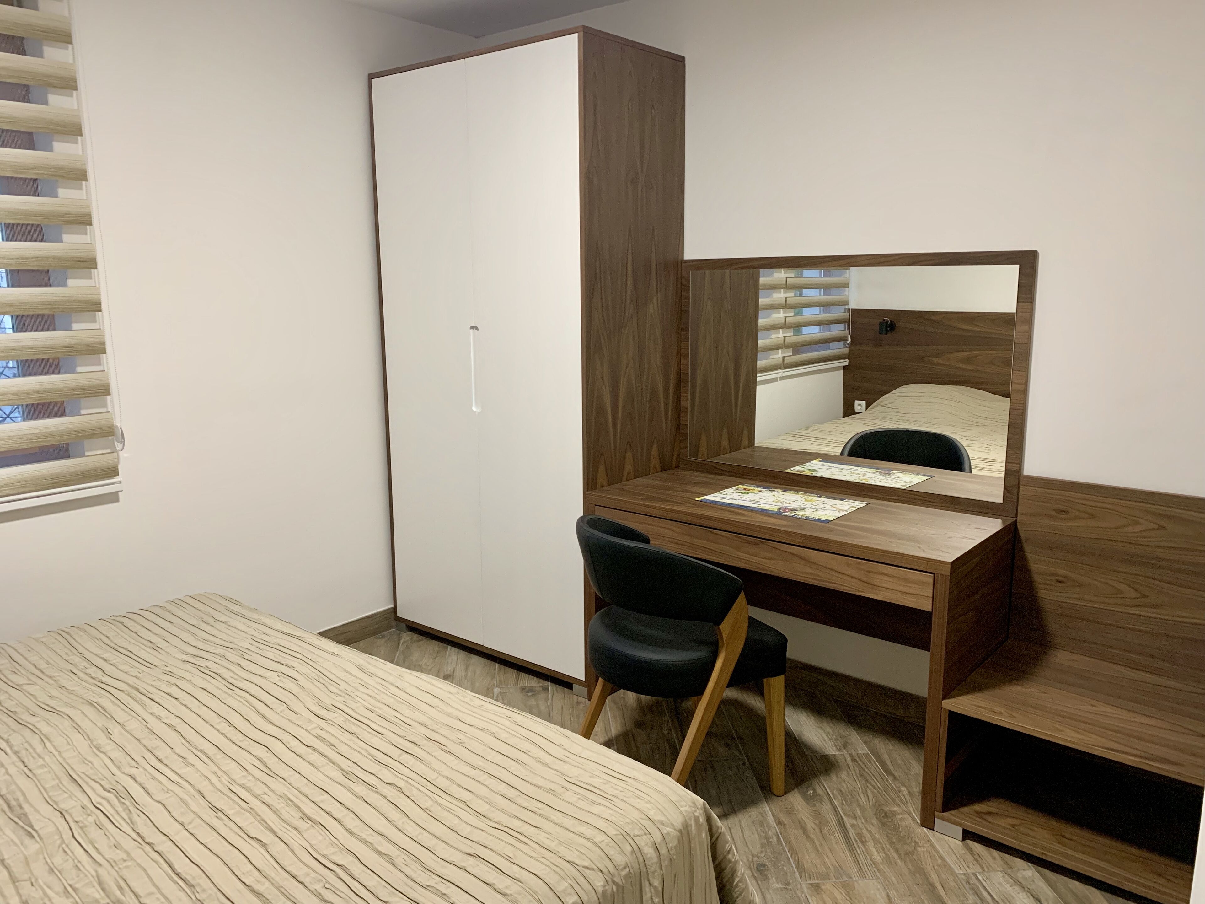 1 bedroom, desk, free WiFi