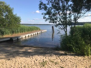 Unclassified image, 5 of 26, button