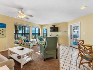 公寓客房, 2 間臥室, 海景 | 客廳