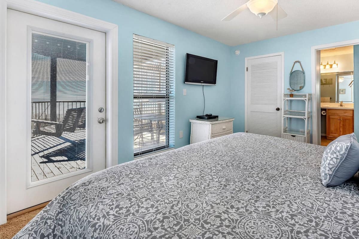 Condo, 2 Bedrooms, Ocean View