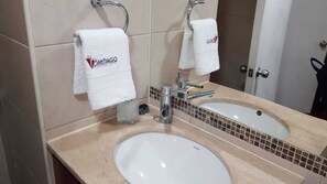 Toalhas de banho, sabonete