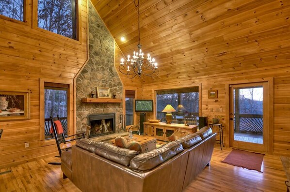 TV, fireplace, DVD player, stereo