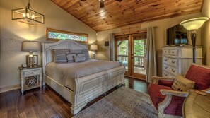 2 slaapkamers, een strijkplank/strijkijzer, reisbedje, gratis wifi