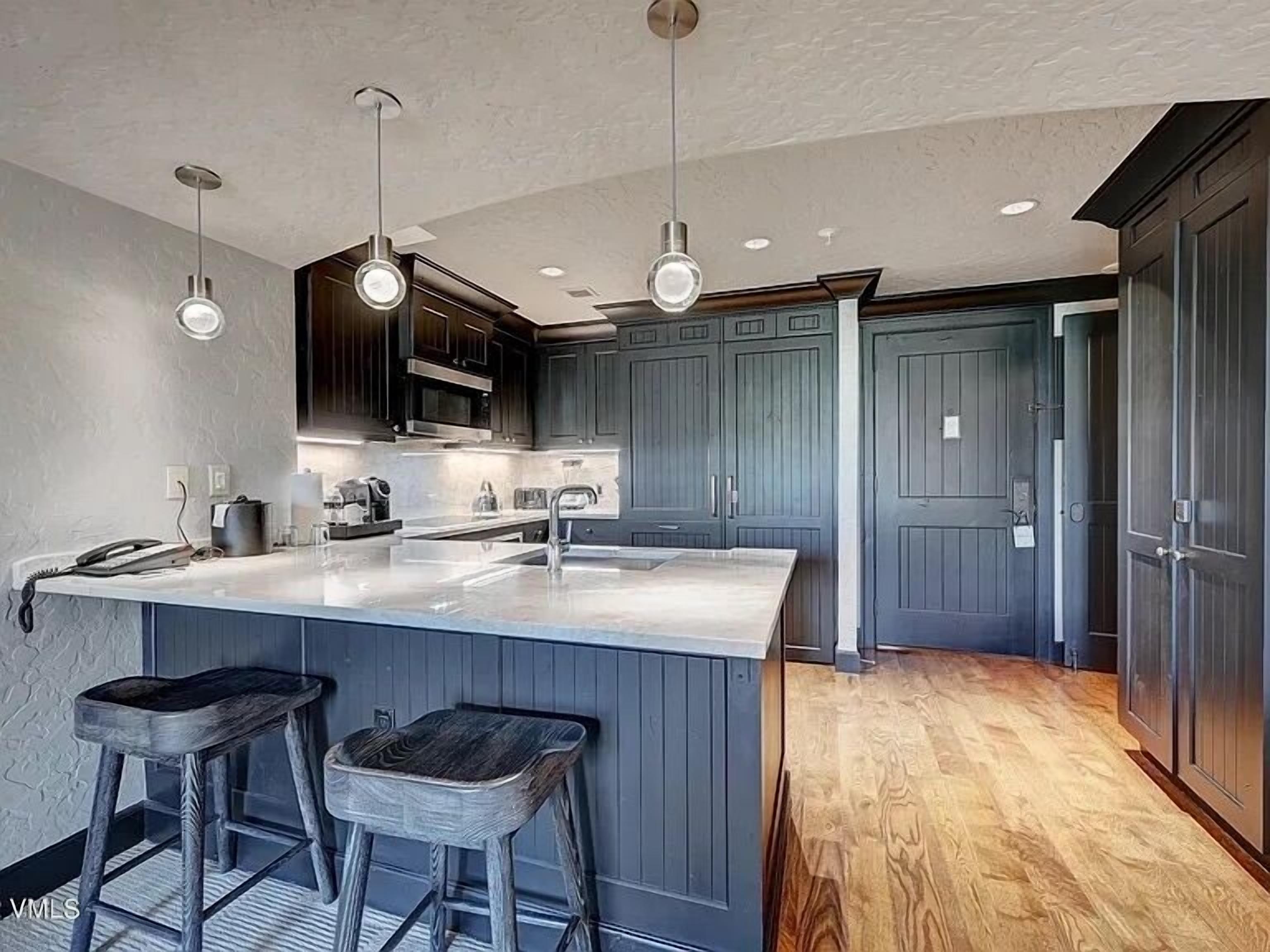 SPECIAL! Ritz-Carlton Bachelor Gulch! 2BR/2BA Residence adj to Lift!