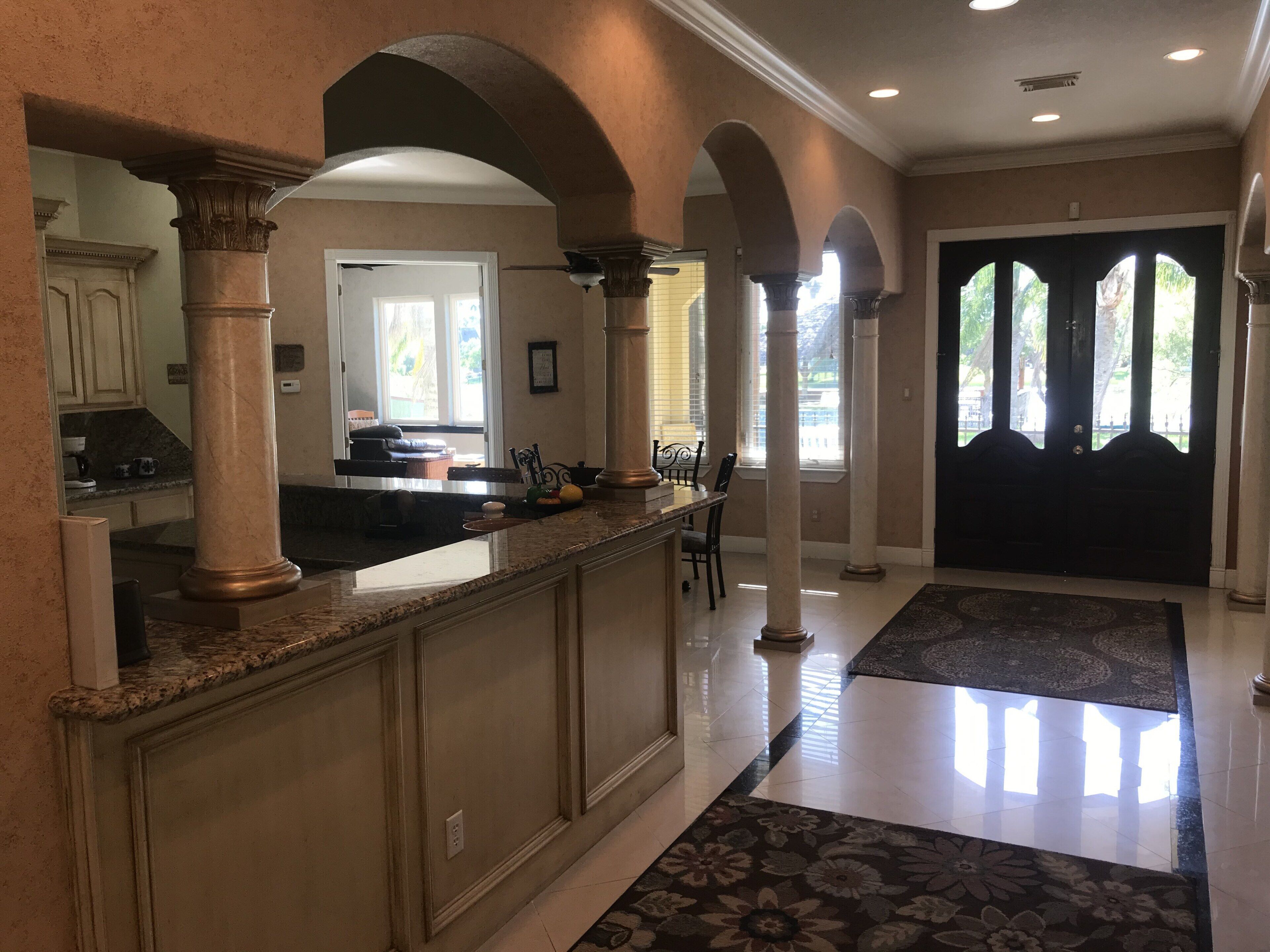 **AMAZING Property POOL Super Clean Villa Near KemahTX**