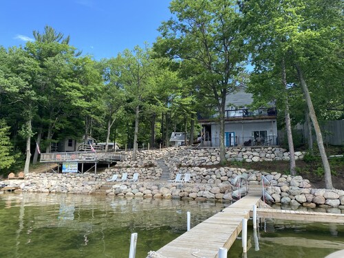 Traverse City, Spider Lake, Boats, Pets ok, Snow skiing & Snow tubing nearby