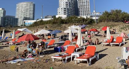 Lindo apartamento a una cuadra de la Playa Brava.