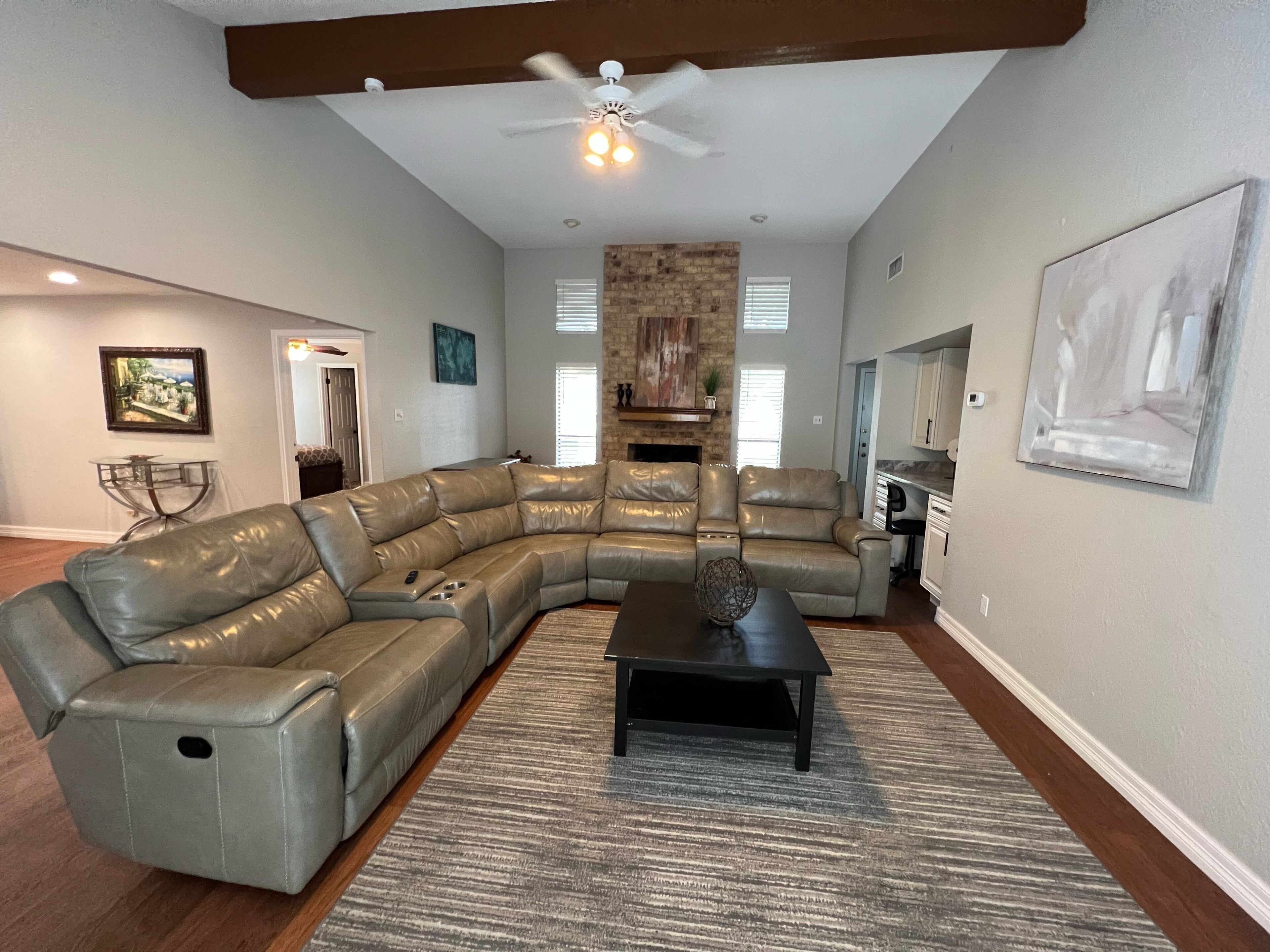 Luxury EV friendly home away from home!