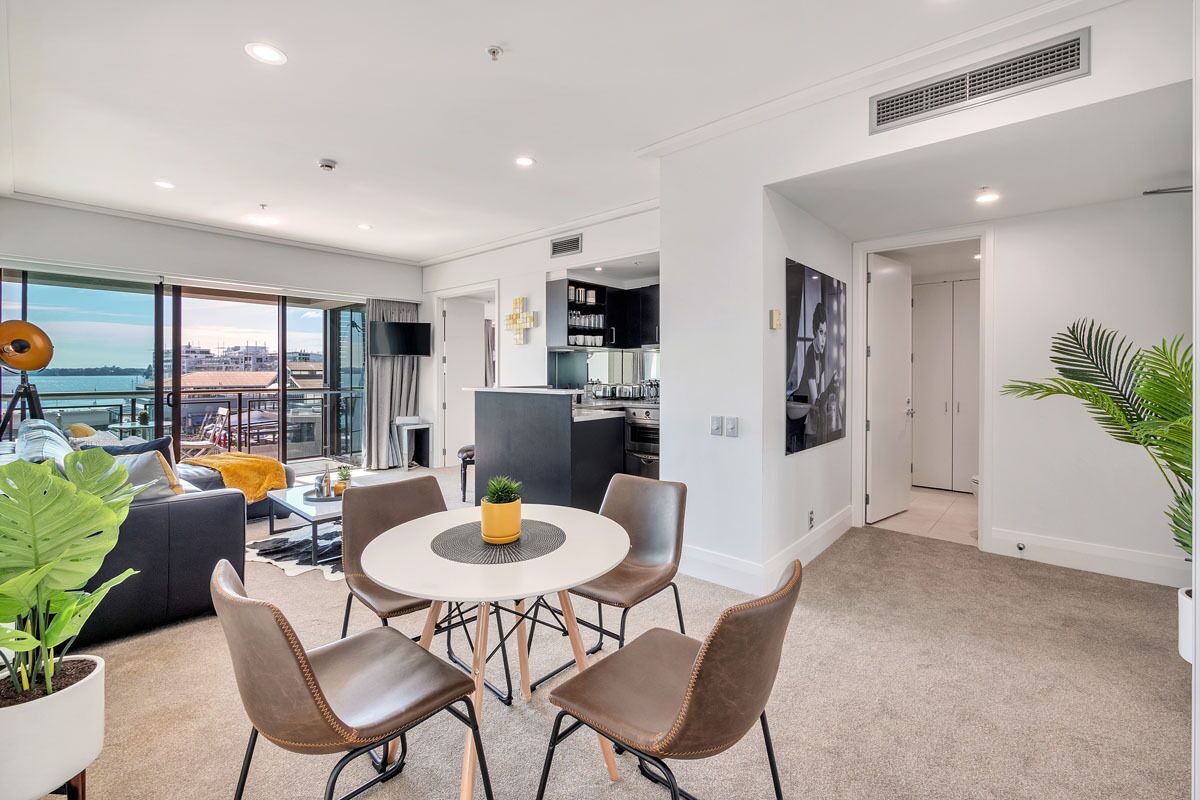 Deluxe Apartment | Living area