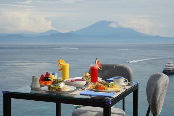 Sarapan ala kontinental setiap hari dengan biaya tambahan