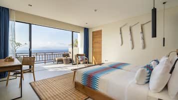 1 bedroom, premium bedding, minibar, in-room safe