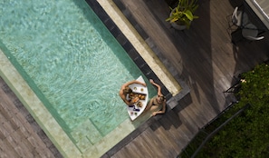 Outdoor pool - Adiwana Warnakali Resort (Penida Island)