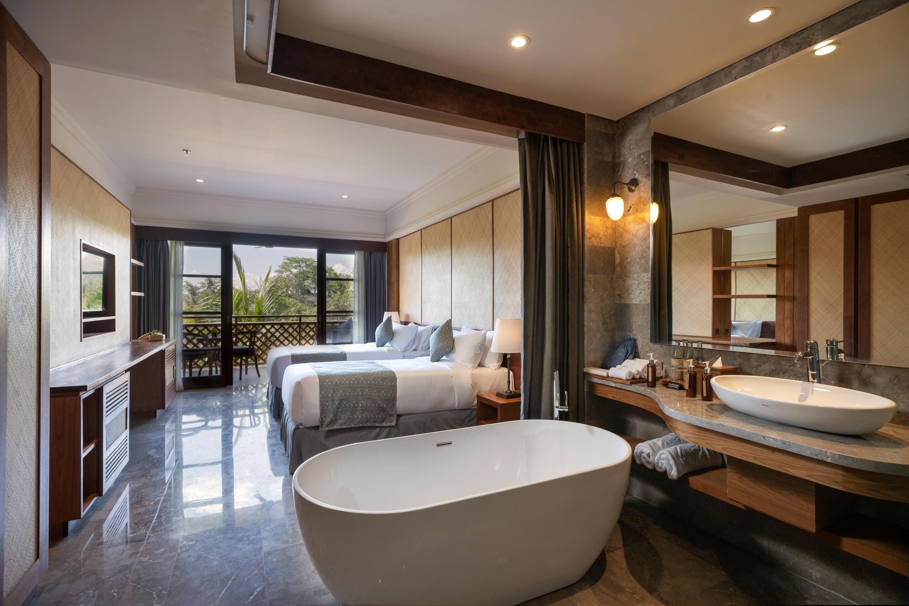 bisma jungle view | private spa tub