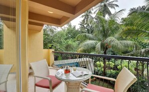 Ảnh chưa phân loại, 4 trong số 53 ảnh, nút