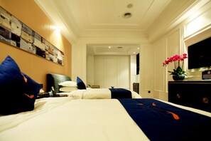 Superior Twin Room | Desk, blackout curtains, free WiFi