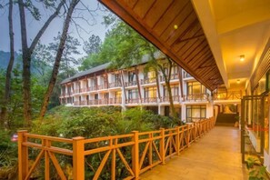 Exterior detail - Floral Hotel Qing Lan Ju Dragon Valley (Guilin)