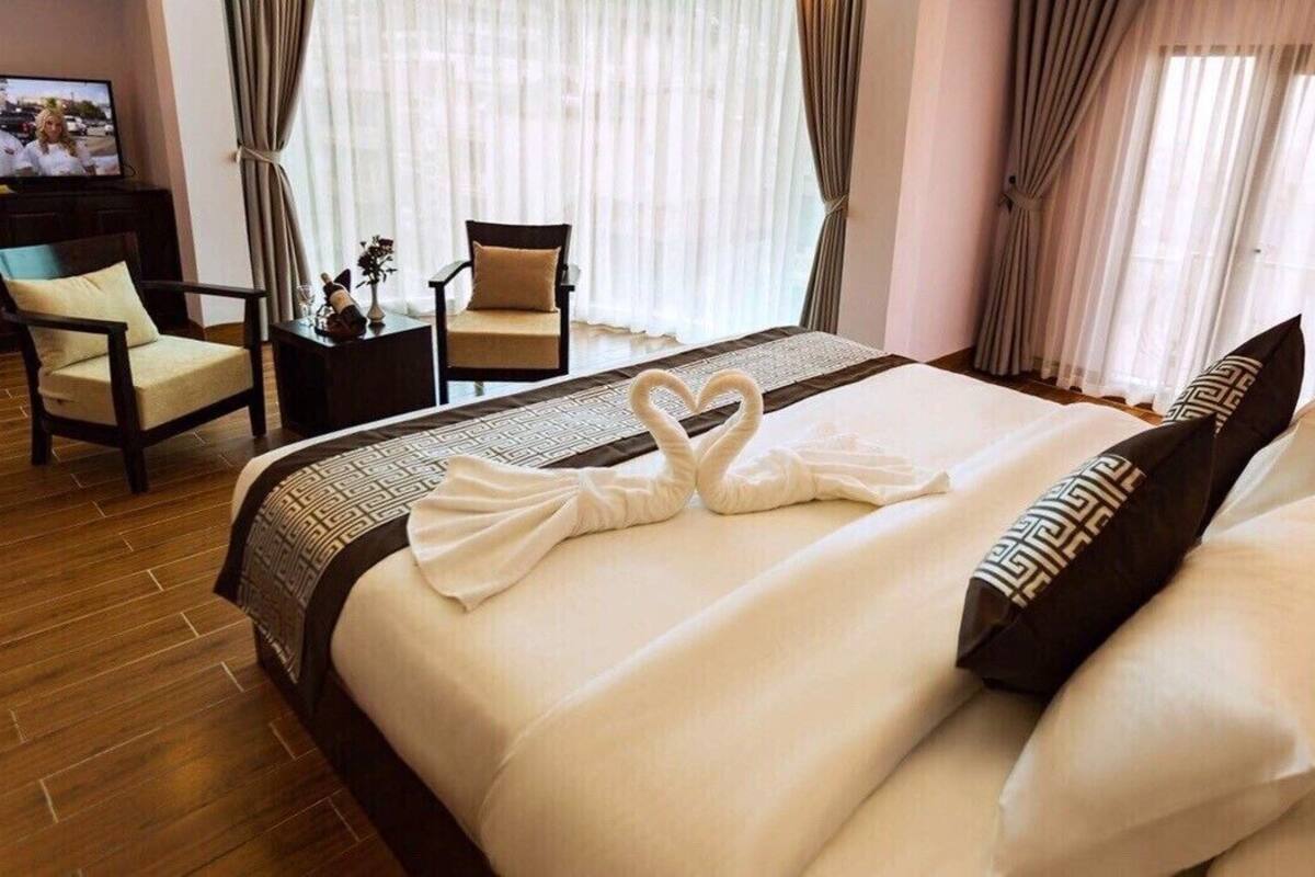 Luxe studio suite, 1 kingsize bed, niet-roken, privébadkamer | Luxe beddengoed, pillowtop-bedden, een kluis op de kamer