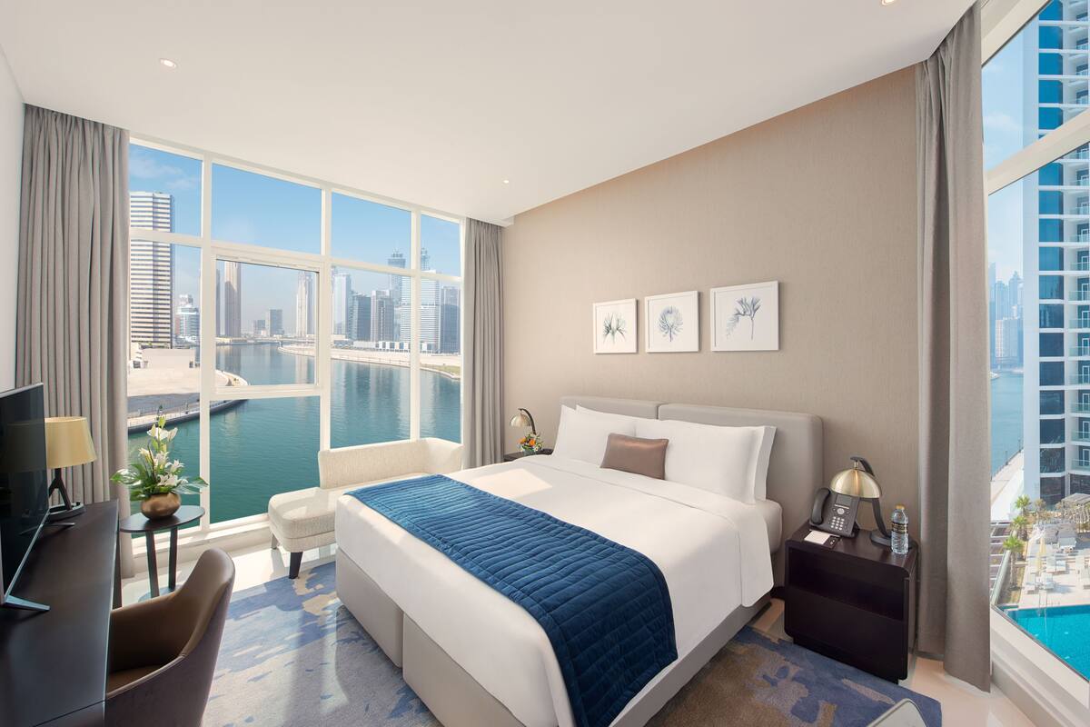 Premium bedding, in-room safe, soundproofing, iron/ironing board