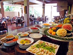 Daily buffet breakfast (THB 650 per person) - S Loft Sport and Wellbeing Hotel (Chiang Mai)