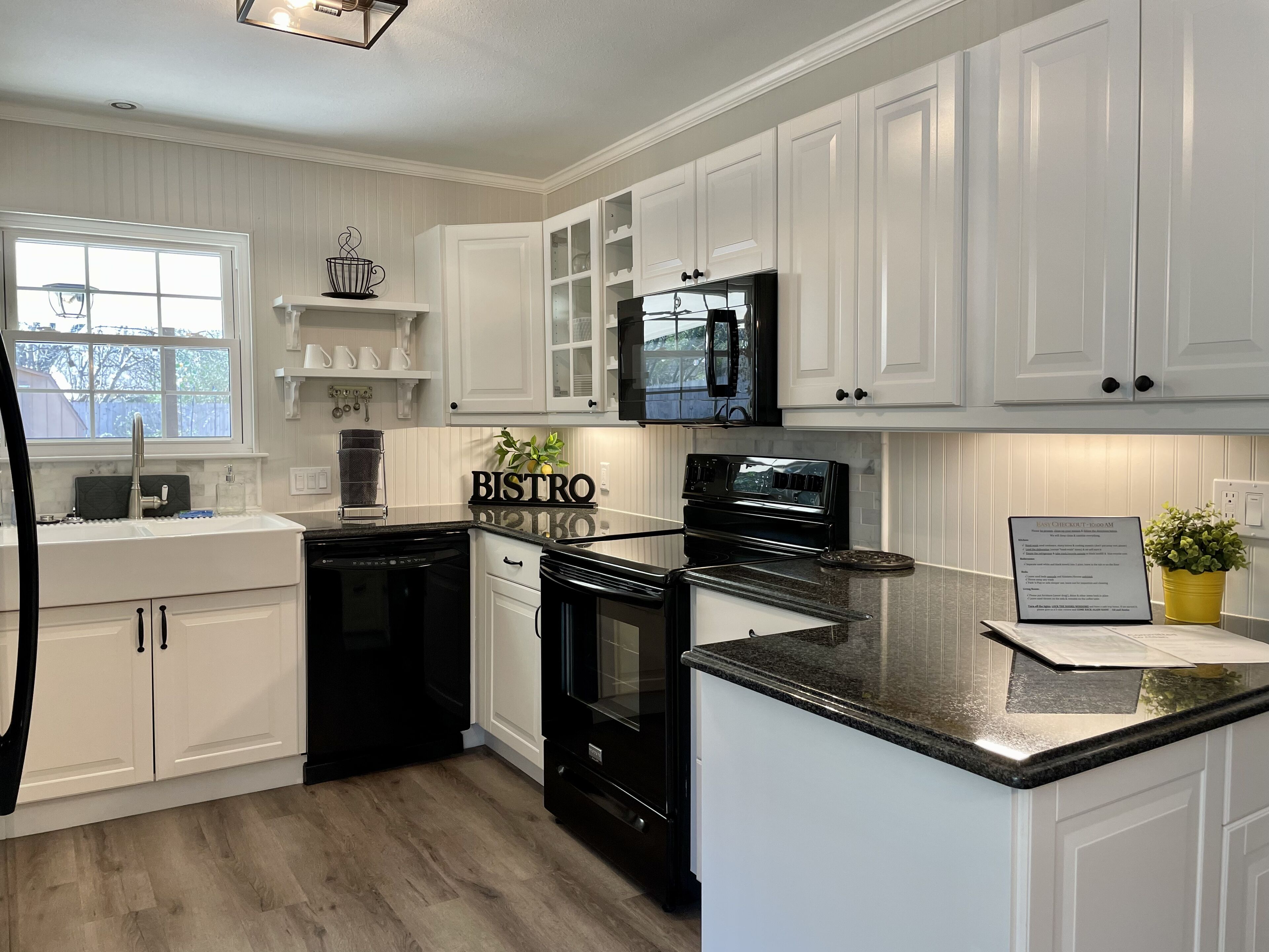 Immaculate | 4B/2B | 1-Story | Home Away From Home - Explore Greater Austin