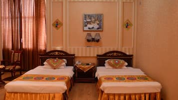 Classic Double or Twin Room | 1 bedroom, premium bedding, down comforters, desk