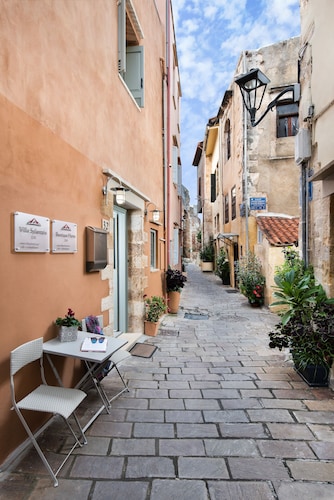 Boutique Home-Splantzia-Roof Garden-2min Harbor