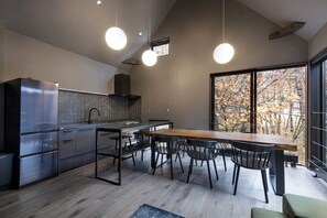 Villa | Private kitchenette | Full-size fridge, microwave, stovetop, coffee/tea maker