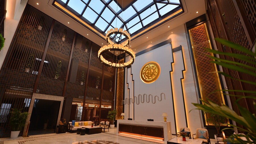 ジンツイ ホワンイー ホテル (京翠欢驿酒店)