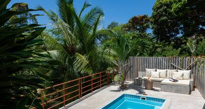 Private Pool + Free Wifi + Outdoor shower
La Pointe Beach Huts